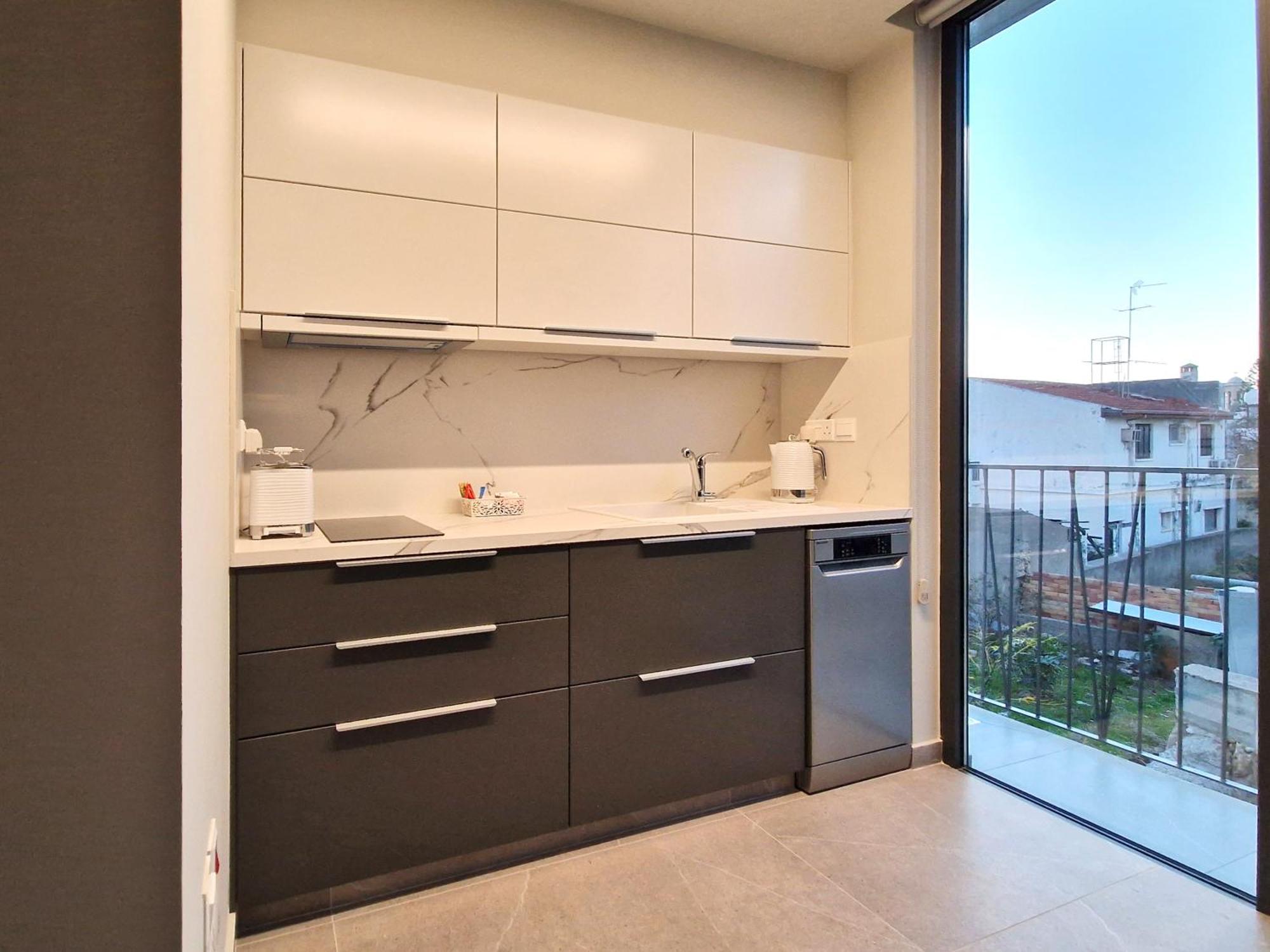 Aeon Residences - In The Heart Of Paphos Luaran gambar